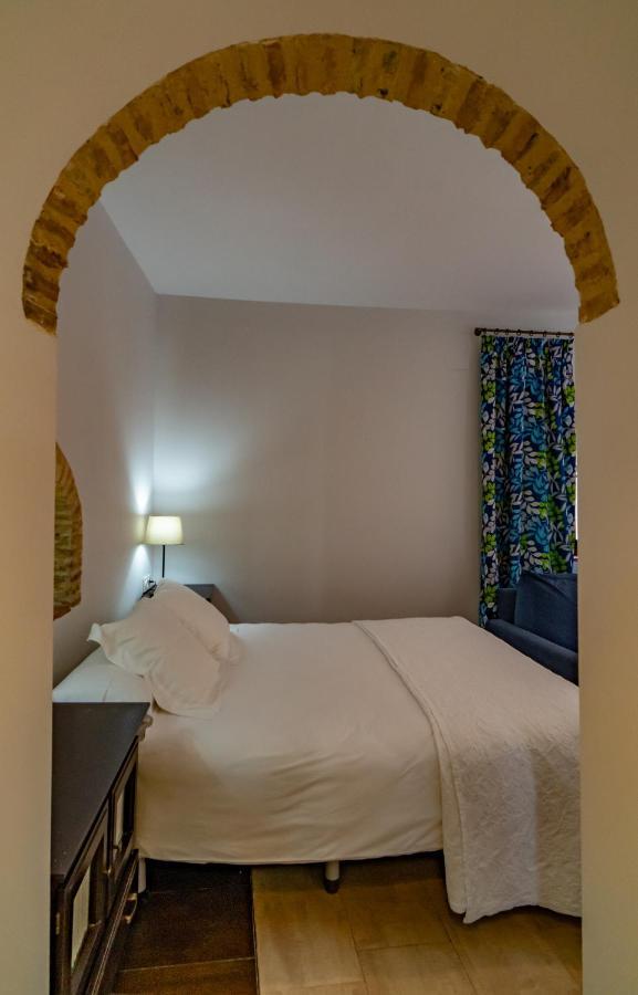 Hotel Alfonso IX (Adults Only) Касерес Экстерьер фото