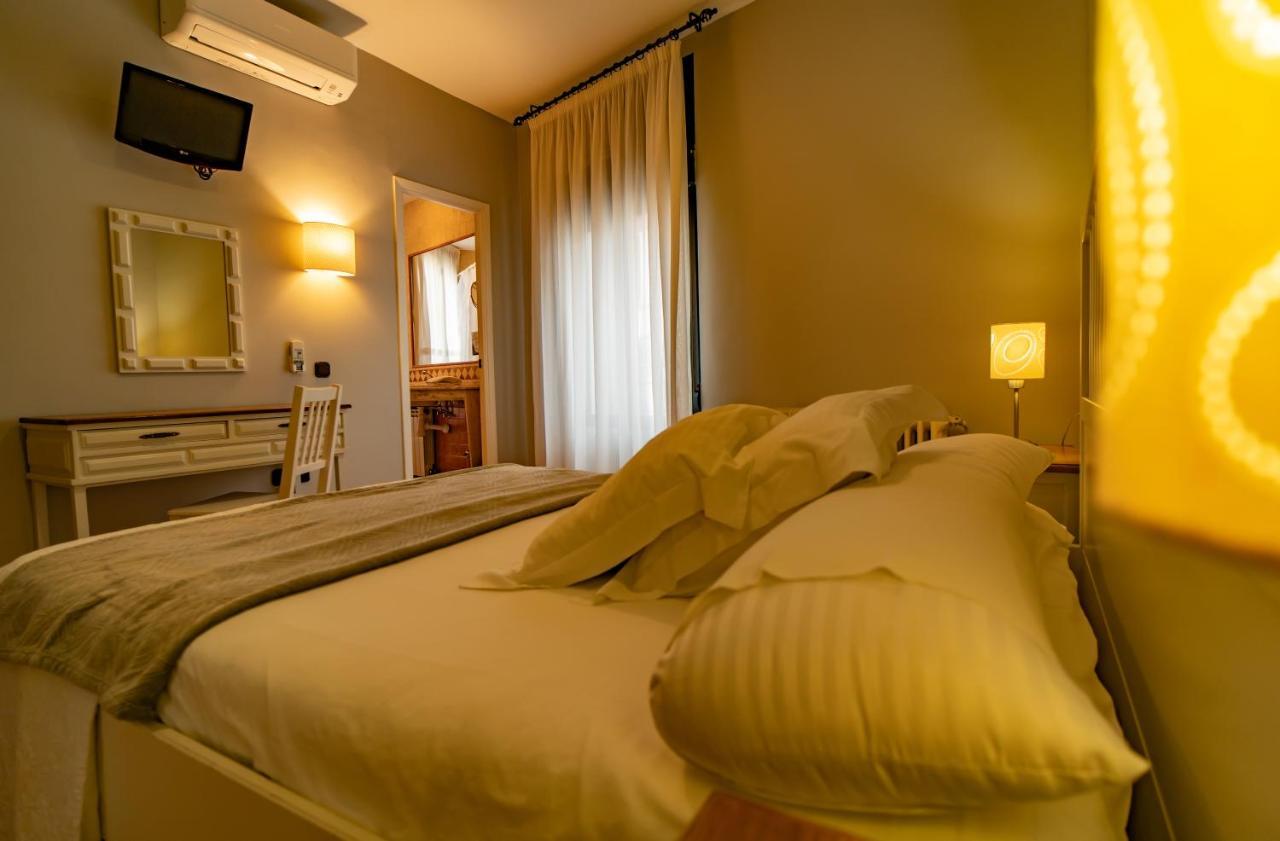 Hotel Alfonso IX (Adults Only) Касерес Экстерьер фото