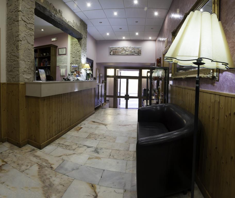 Hotel Alfonso IX (Adults Only) Касерес Экстерьер фото